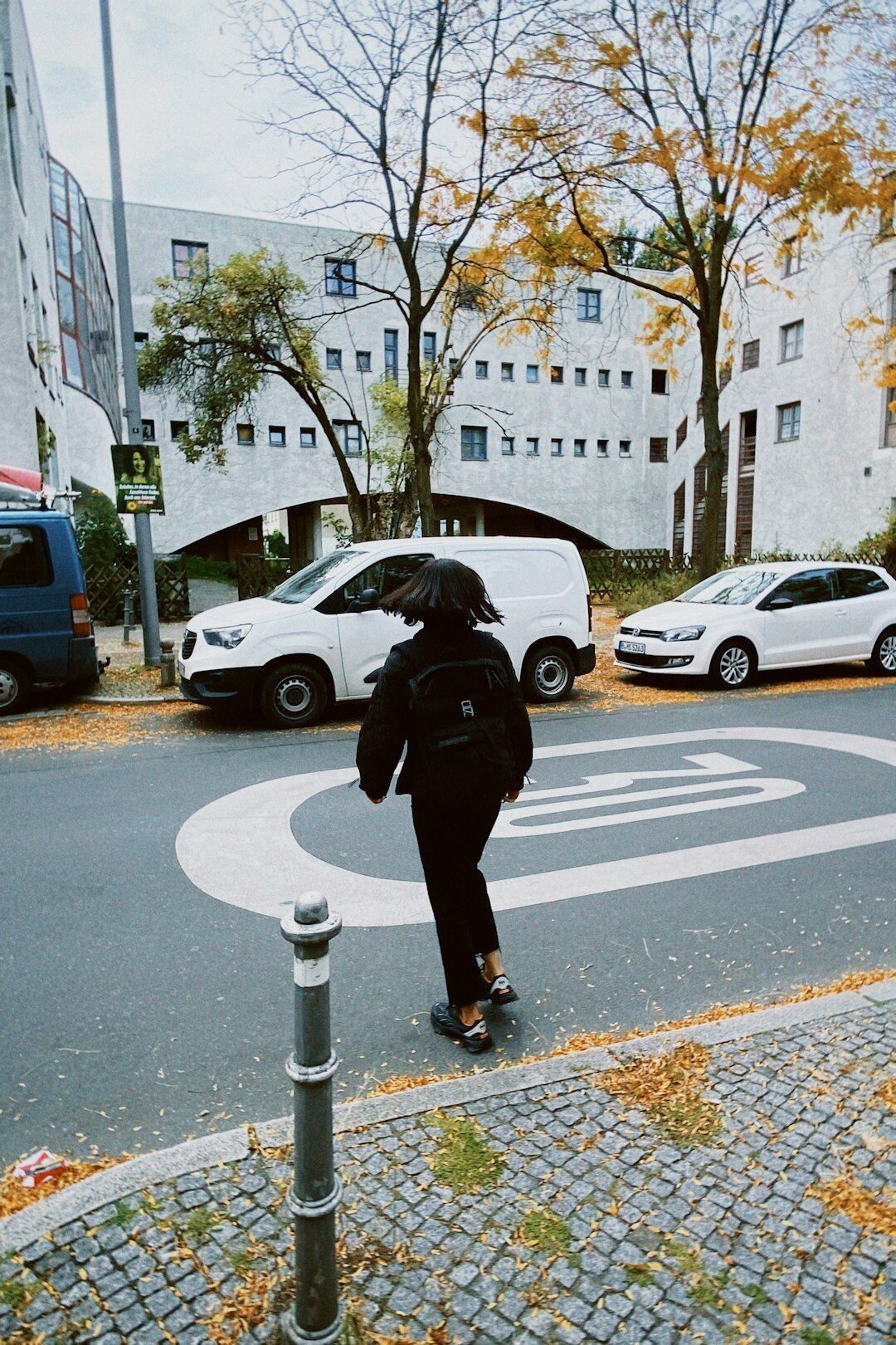 Portrait of a German female deputy editor in her 30s